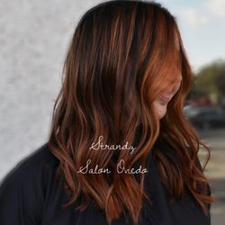 Strandz Salon