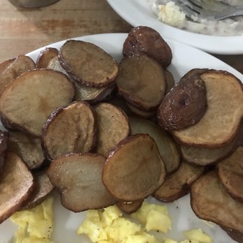 Pop's Cafe - Wet and dripping with oil home fries - Breakfast & Brunch Near Me - Downey, California Pop's Cafe - Wet and dripping with oil home fries - Breakfast & Brunch Near Me - Downey, California