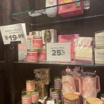 Francesca's Collection - Women's Clothing Near Me - Arcadia, California