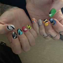 I have had nothing but good experiences here!!! My nails look amazing and they always exceed my expectations