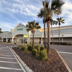 Publix - Entrance