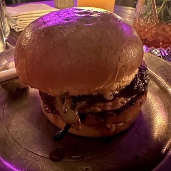 Warlord - Dry Aged Burger - Specialty Food Near Me - Chicago, Illinois