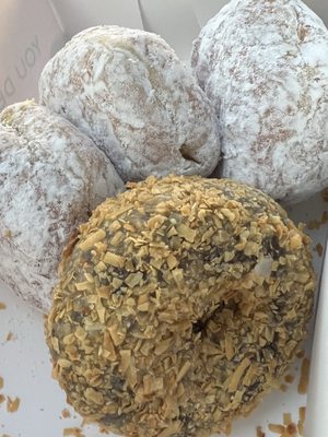 Munster Donut by null