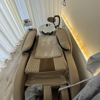 U-Mi Head Spa - The full body massage chair is amazing!!! 10/10 - Eyelash Service Near Me - La Mirada, California U-Mi Head Spa - The full body massage chair is amazing!!! 10/10 - Eyelash Service Near Me - La Mirada, California