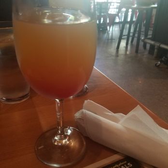 Ruby Sunshine Knoxville - Ruby mimosa - Breakfast & Brunch Near Me - Knoxville, Tennessee