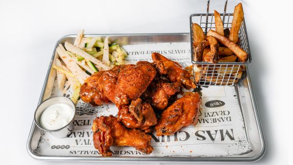 Más Chingón Cantina by null