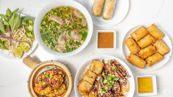 MT Noodles Vietnamese Restaurant by null