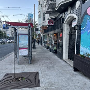 Bus Stop Pizza - Outdoor - Pizza Near Me - San Francisco, California