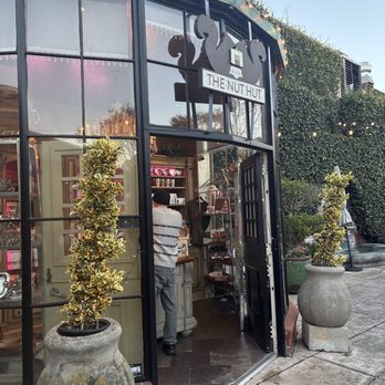 The Nut Hut - Exterior - Tableware Near Me - Carmel-By-The-Sea, California