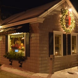 Yankee Pedlar Realtors - Christmas 2014 - Yankee Pedlar is decorated for the season.