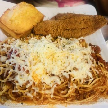 Brunch Room Bistro - Spaghetti w/ Catfish & cornbread - Breakfast & Brunch Near Me - Forney, Texas