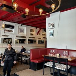 Skagen Restaurant - Front of Inside dining area