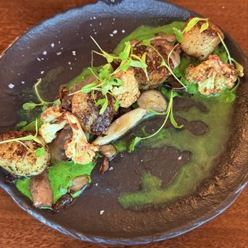 Frena - Za'atar Seared Scallops - Mediterranean Near Me - New York, New York Frena - Za'atar Seared Scallops - Mediterranean Near Me - New York, New York