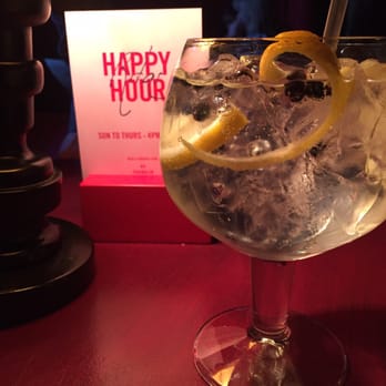 Ritas - Cocktail Bars Near Me - Belfast, BFS