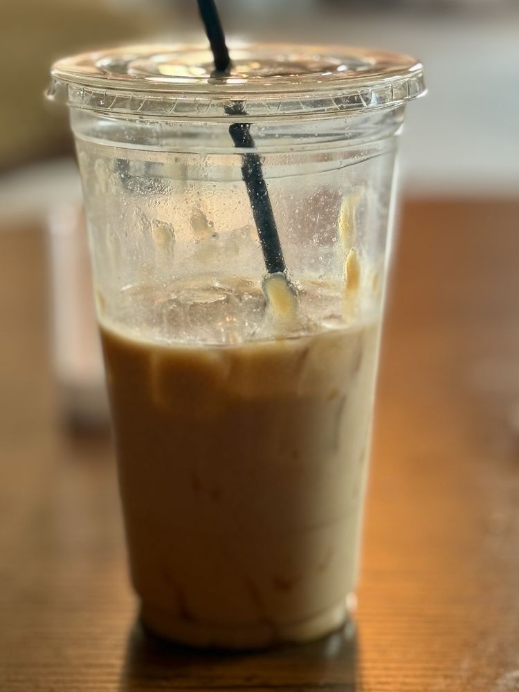 Legendary Small Town Trading - vineyard in Taylorville, IL