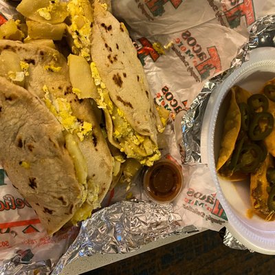 Ms G's Tacos N' More by null