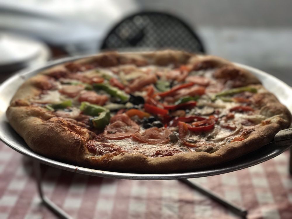 GUMBA’S ITALIAN RESTAURANT 362 Photos & 742 Reviews Pizza 176 S