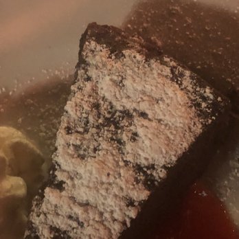 Cafe Bizou - Flourless chocolate cake - French Near Me - Agoura Hills, California