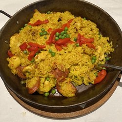 Elizabeth's Bar & Restaurant - This is the chicken and sausage paella- absolutely divine!