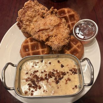 Early Bird Restaurant - Bradburn - IZZY'S KICKIN CHICKEN WAFFLE - Breakfast & Brunch Near Me - Westminster, Colorado Early Bird Restaurant - Bradburn - IZZY'S KICKIN CHICKEN WAFFLE - Breakfast & Brunch Near Me - Westminster, Colorado