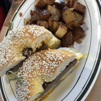 Mountainside Cafe - Sausage, eggs and cheese on a bagel - Cafes Near Me - Falls Village, Connecticut