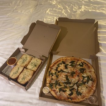 Amina Pizzeria - Margarita Pizza & Garlic Bread with Cheese - Pizza Near Me - Honolulu, Hawaii Amina Pizzeria - Margarita Pizza & Garlic Bread with Cheese - Pizza Near Me - Honolulu, Hawaii