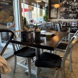 Pho Eateries - Clean area is a plus