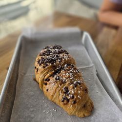 Coffee Crush - Chocolate croissant