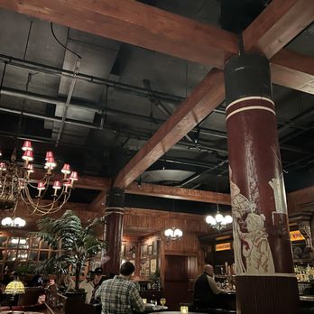 Trivoli Tavern - Inside - American Near Me - Chicago, Illinois Trivoli Tavern - Inside - American Near Me - Chicago, Illinois
