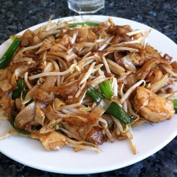 Asia Palace - Chicken with smoked flat noodles. Yum. - Vietnamese Near Me - West Valley City, Utah Asia Palace - Chicken with smoked flat noodles. Yum. - Vietnamese Near Me - West Valley City, Utah
