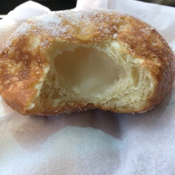 Leonard's Bakery - Cream - Bakeries Near Me - Honolulu, Hawaii Leonard's Bakery - Cream - Bakeries Near Me - Honolulu, Hawaii
