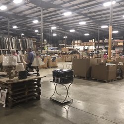 Pops Outlet - Furniture items