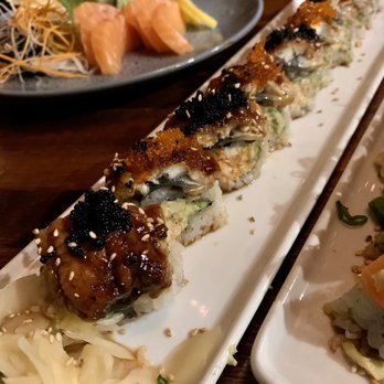 Umi Sake House - Badboy Roll - Sushi Bars Near Me - Seattle, Washington