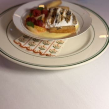 Max’s Sister - The key lime curd dessert with toasted meringue - French Near Me - San Antonio, Texas Max’s Sister - The key lime curd dessert with toasted meringue - French Near Me - San Antonio, Texas