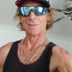 Maui Nix Surf Shop