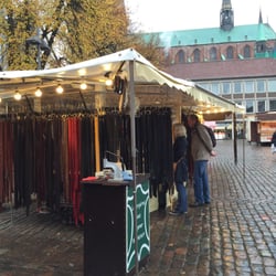Der Gürtelmacher - Marktstand