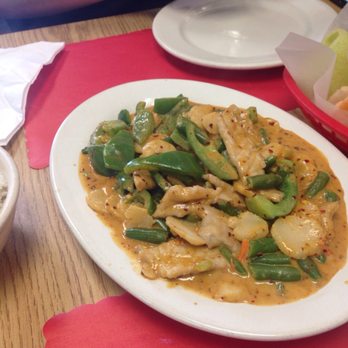 Thai Bangkok - Thai peanut curry - Thai Near Me - Brown Deer, Wisconsin Thai Bangkok - Thai peanut curry - Thai Near Me - Brown Deer, Wisconsin