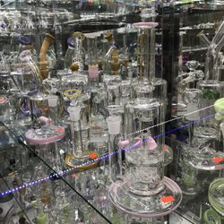 Broadway Smoke Shop & Vape - Water pipes