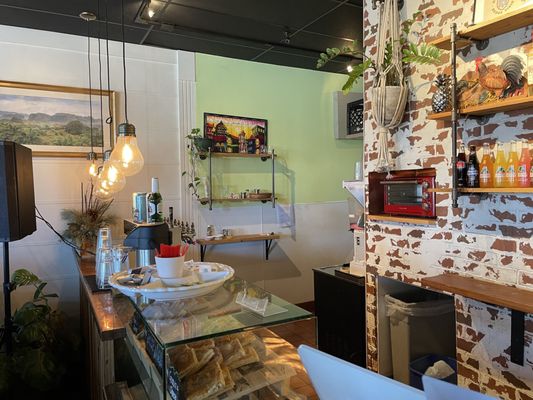 Guava's Cuban Cafe by null