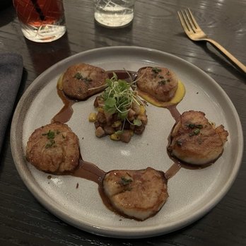 Gordon Ramsay Hell's Kitchen - Scallops - New American Near Me - Miami, Florida Gordon Ramsay Hell's Kitchen - Scallops - New American Near Me - Miami, Florida