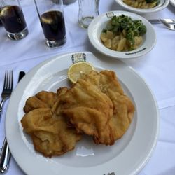 3 Hacken Magazin - Schnitzel & potato salad