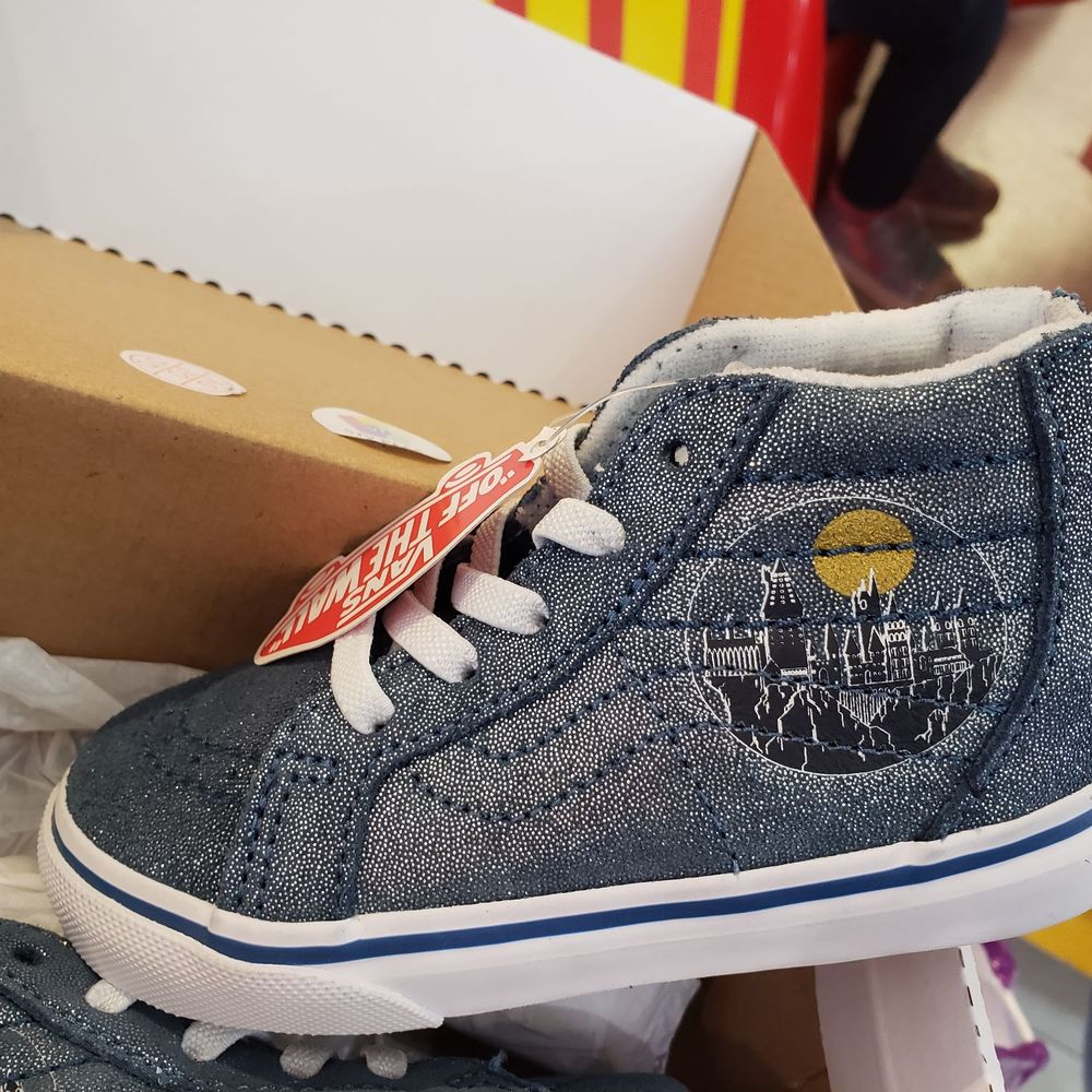 Journeys Kidz - Harry Potter Vans - Children's Clothing Near Me - Bakersfield, California