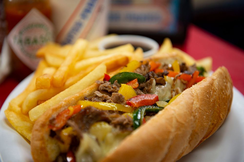 Saucy's Frozen Treats And Tasty Eats, Milton Roadtrippers