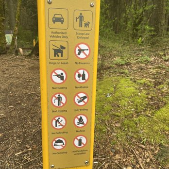 Powell Butte Nature Park - Leashed dogs allowed, a lot of other stuff not allowed - Parks Near Me - Portland, Oregon