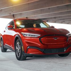 DMV Premium Rentals