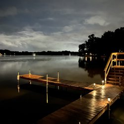 Sprader's On the Lake - Back area view