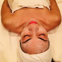 Hello Gorgeous! Aesthetics by Veronica - Renew, Relax, Recharge