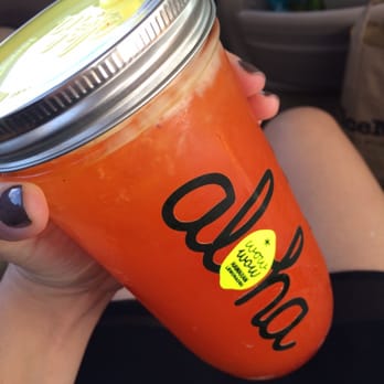 Photo of Wow Wow Hawaiian Lemonade - Kahului, HI, United States. Pineapple li hing lemonade