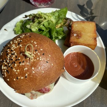 Peak with Priceless Restaurant & Bar - American Wagyu Burger - New American Near Me - New York, New York Peak with Priceless Restaurant & Bar - American Wagyu Burger - New American Near Me - New York, New York