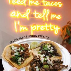 Tacos Papo - Clockwise starting from left: carnitas (so juicy!!), cabeza, and asada.   IG: eatwithwenders